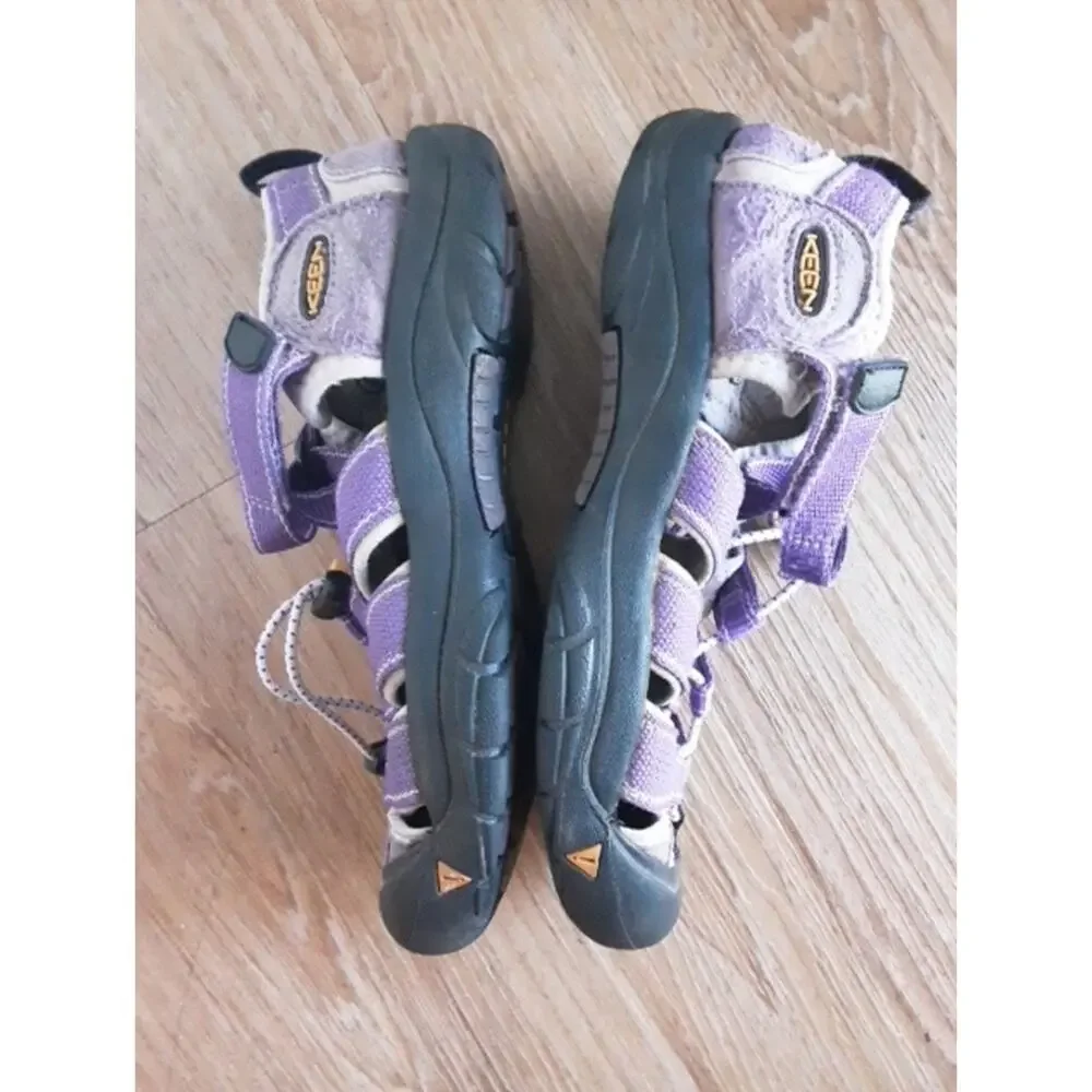 KEEN Newport H2 Waterproof Sports Hiking Purple Sandals Youth Size 4